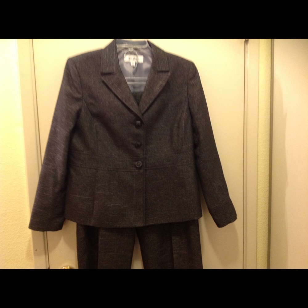 Suit Studio pant suit.